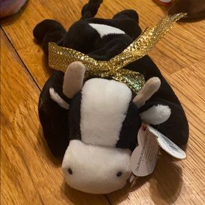 Beanie Baby “Daisy”